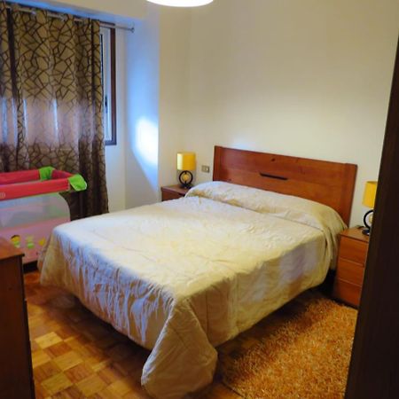 Apartamento Piso Eugenio Fadrique Vigo Exterior foto